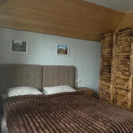 українка Hotel